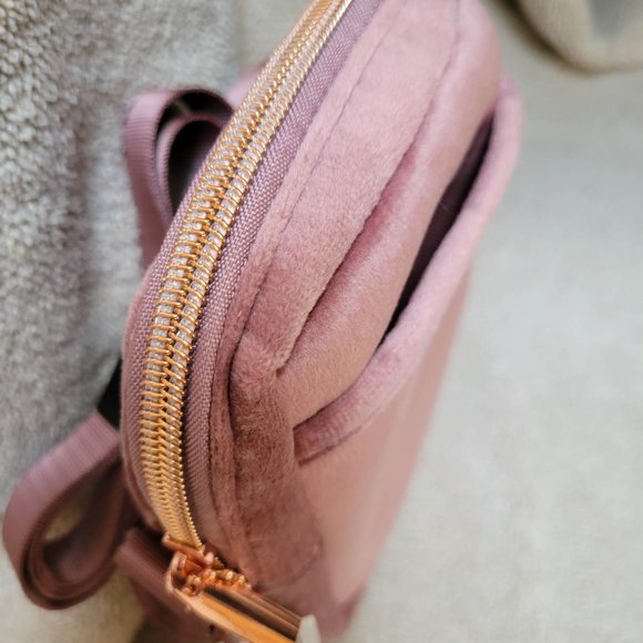 MyTagAlongs Mini Crossbody - Picture 3 of 6